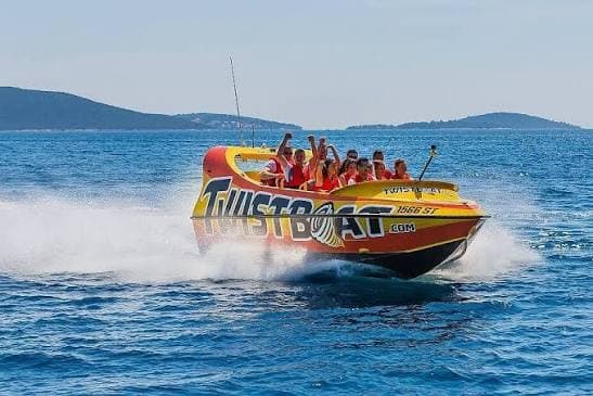 Twister Speedboat - image 4